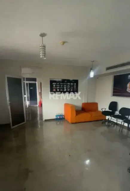 GALPON MAS OFICINAS - 5