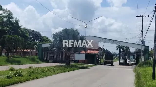 En venta casa en la Urb. La Esperanza. Tocuyito. Conj cerrado