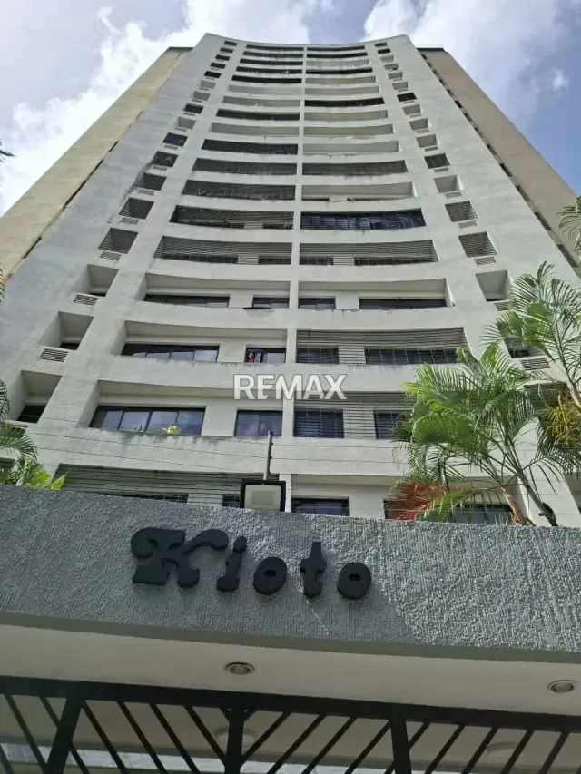 Residencias Kioto Apartamento en venta, Se aceptan cambiospor casa en zona Norte