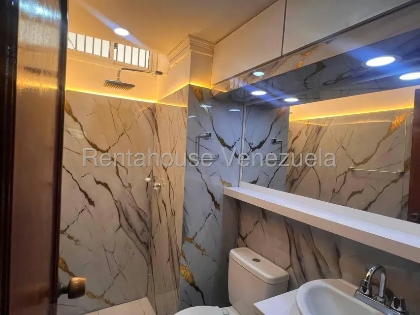 Apartamento (Multiples Niveles) en Venta en La Velita, Falcon - 8