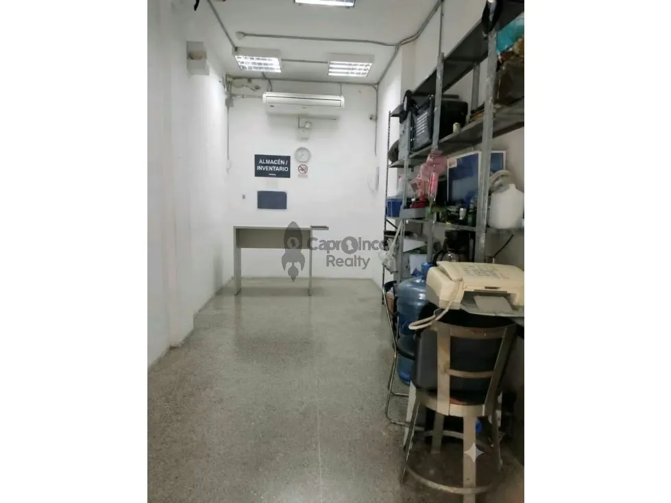 Se vende local en el Centro de Valencia