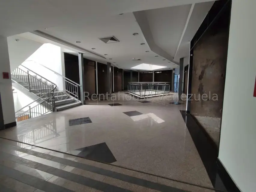 Comercial (Local Comercial) en Venta en Zona Centro, Aragua - 2