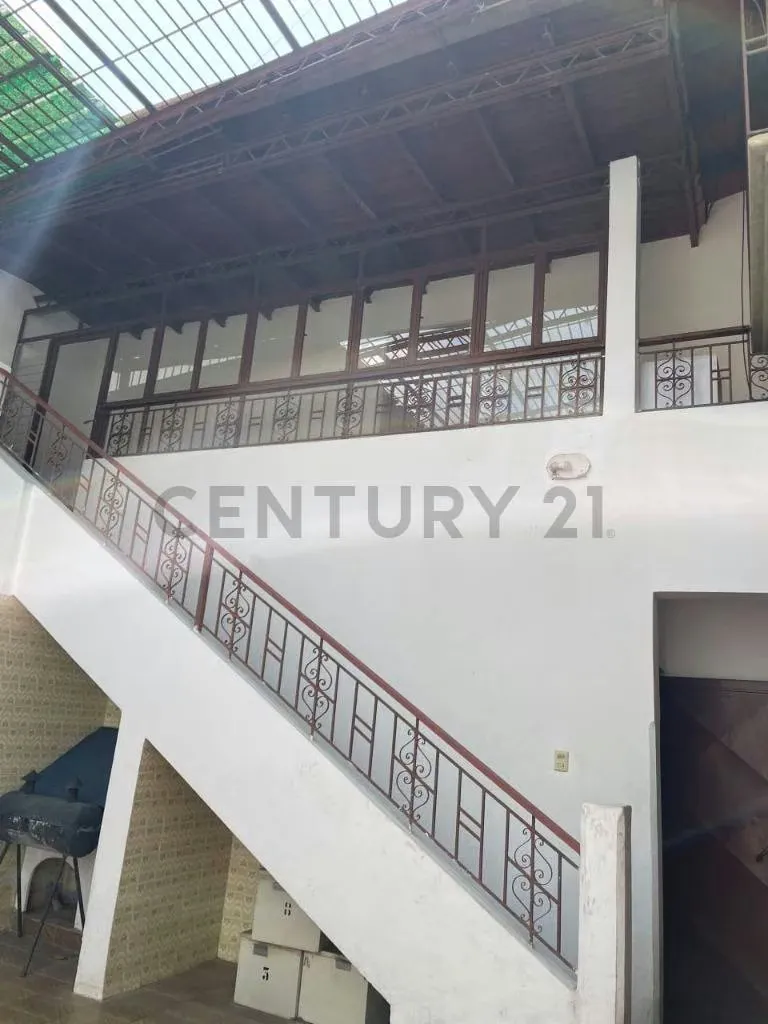 Excelente casa en Venta - Urb. Montalbán I - 11
