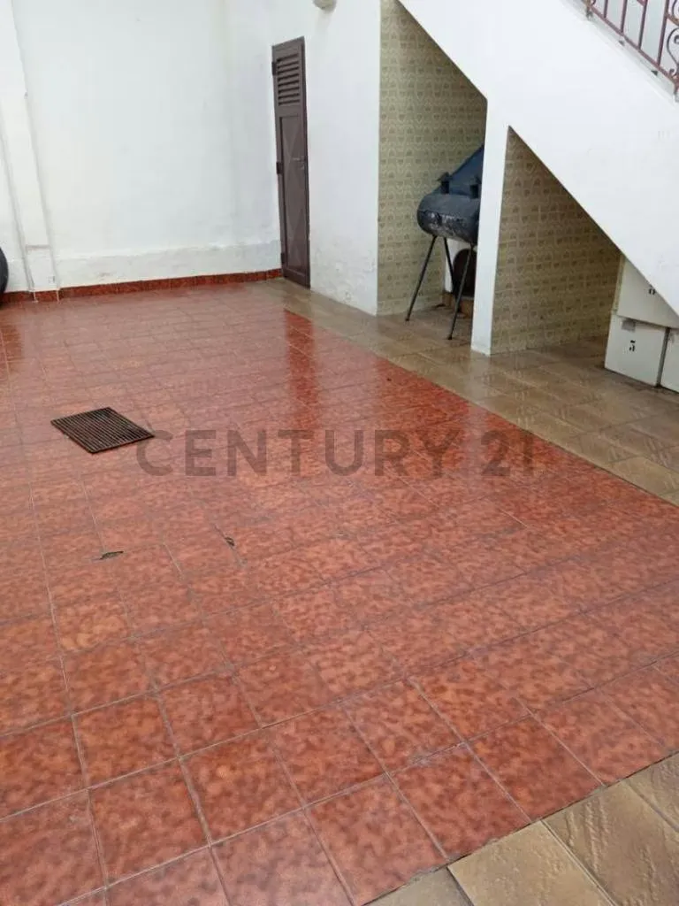 Excelente casa en Venta - Urb. Montalbán I - 14