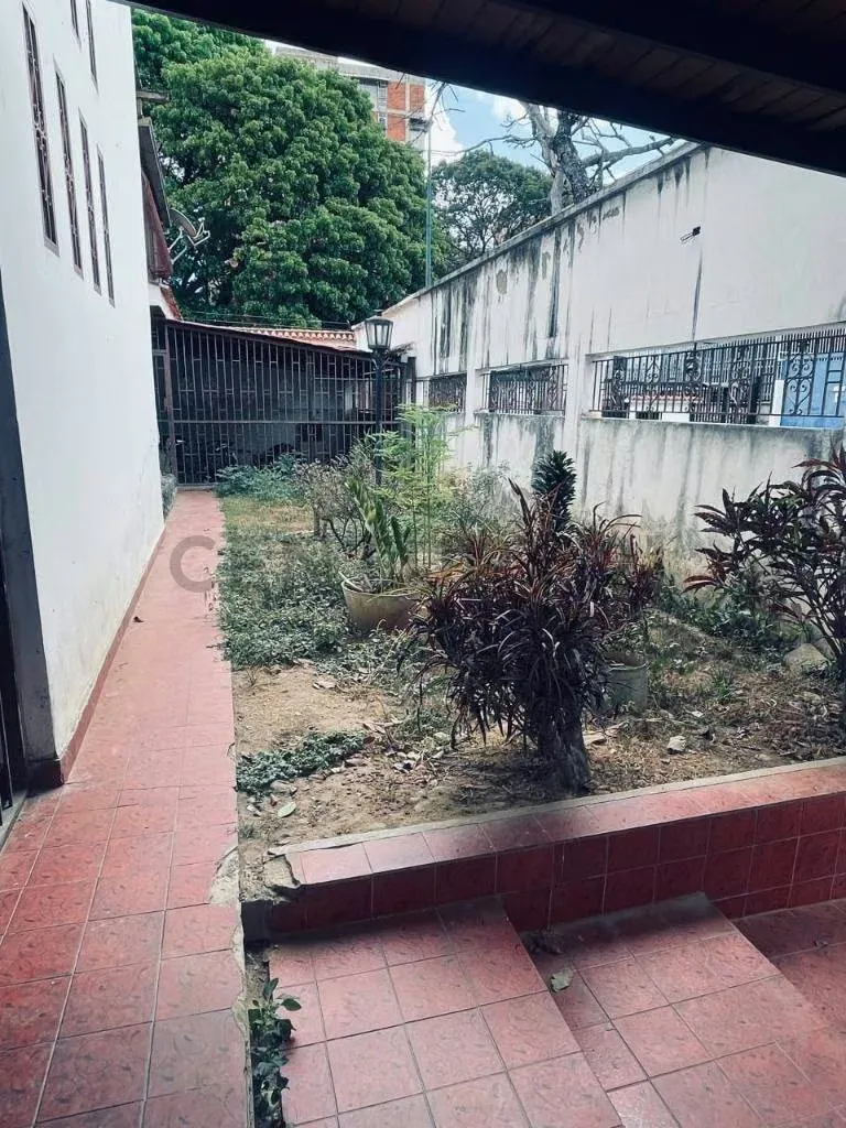 Excelente casa en Venta - Urb. Montalbán I - 2