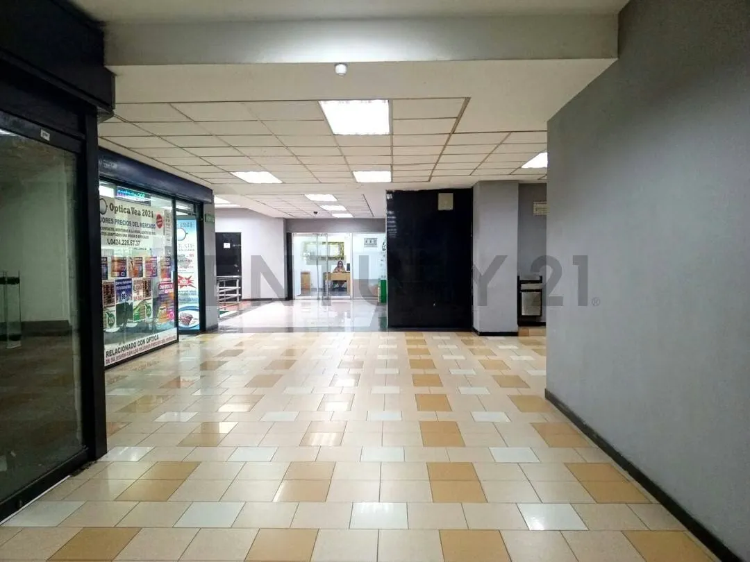 Tu negocio en el centro comercial MetroCenter, municipio Libertador - 5
