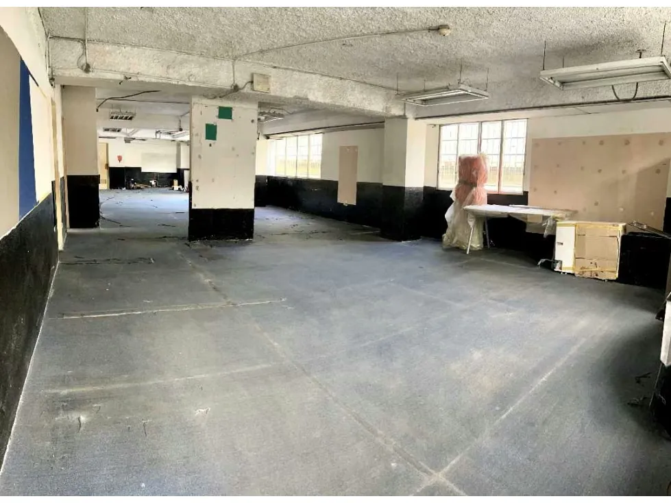 Vendo edificio comercial 640m2 La Urbina 3945 - 5