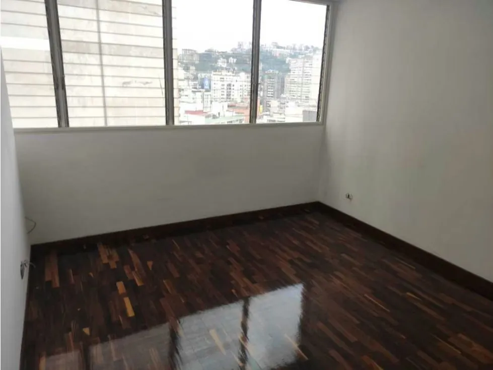 Venta Apartamento Av. Solano 118m2 - 6
