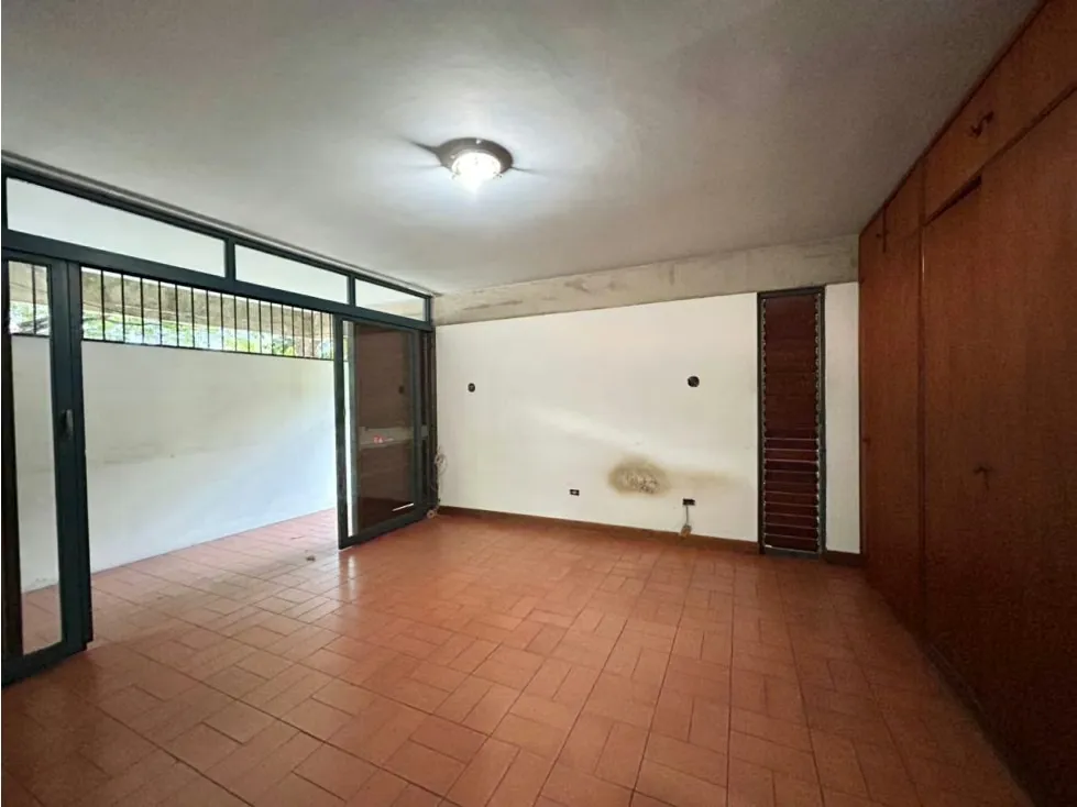 Se vende/alquila casa 500m² Chuao - 4