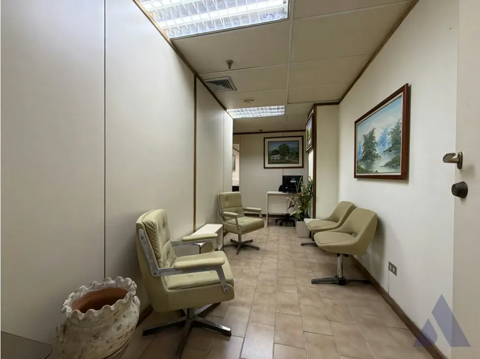 Alquilo oficina amoblada 50m2 Centro Profesional el Paraiso 8399 - 11