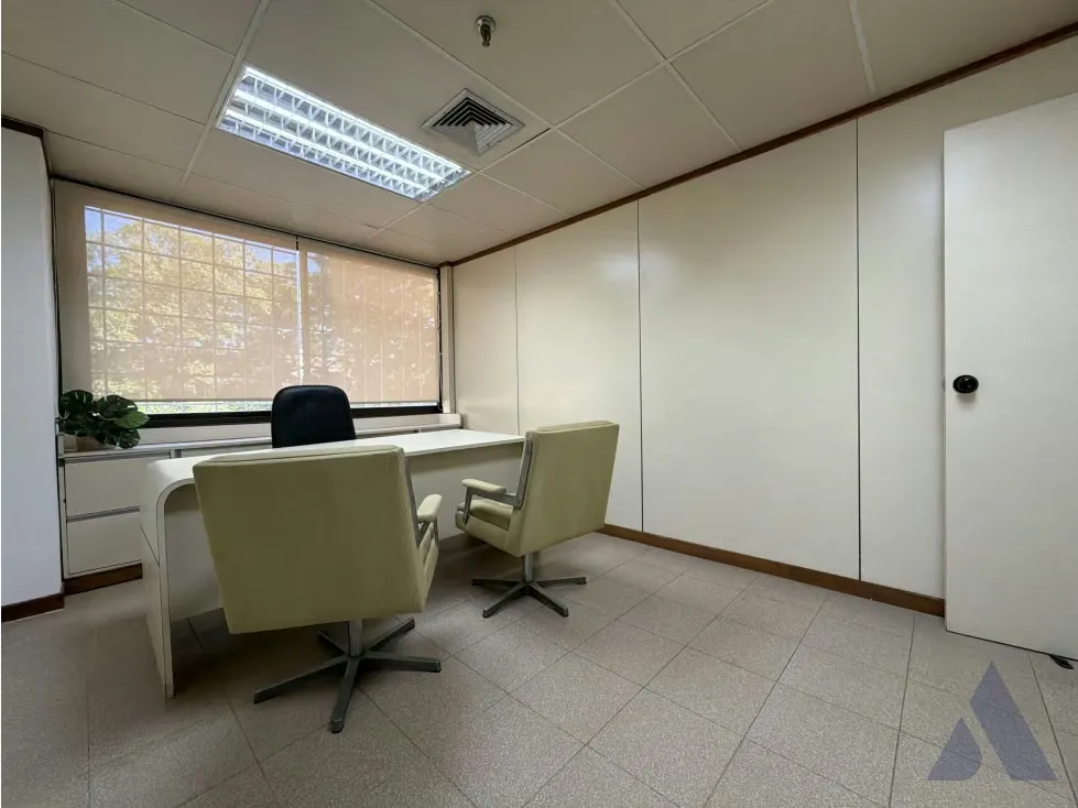 Alquilo oficina amoblada 50m2 Centro Profesional el Paraiso 8399 - 9