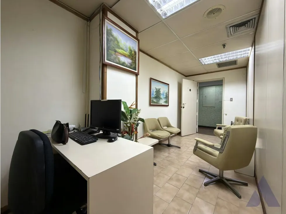 Alquilo oficina amoblada 50m2 Centro Profesional el Paraiso 8399 - 10