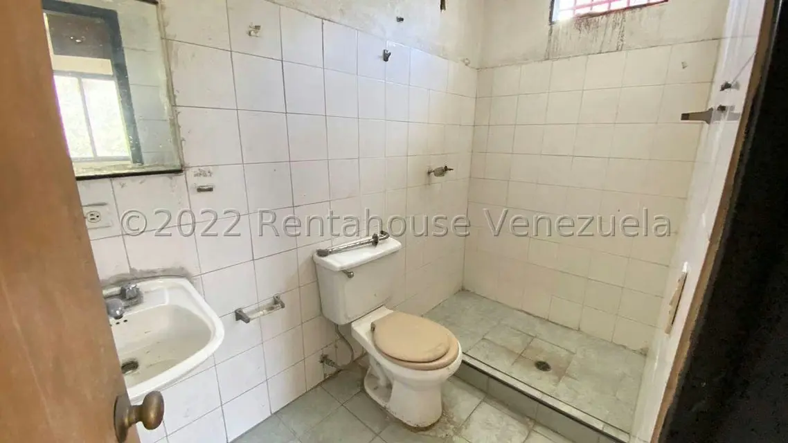 Local Comercial en Venta en Centro, Lara - 13