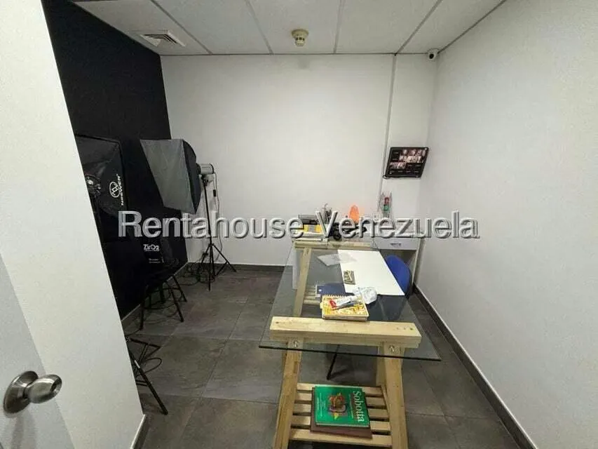 Consultorio Medico en Alquiler en Terrazas del Avila, Distrito Metropolitano - 14