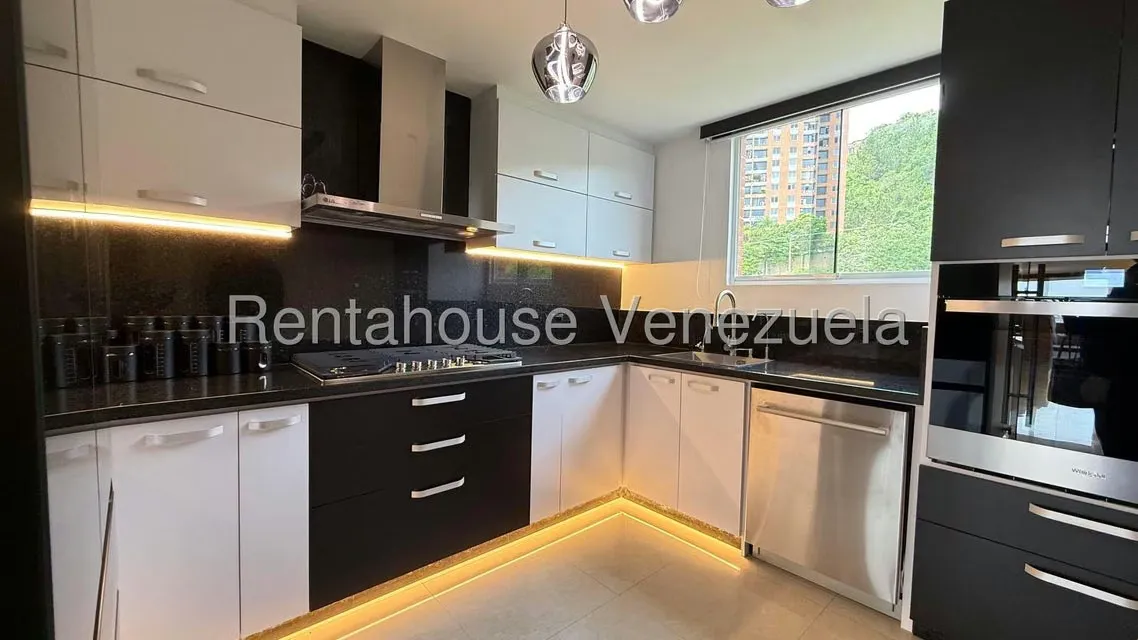 Apartamento (1 Nivel) en Alquiler en Colinas de La Tahona, Distrito Metropolitano - 10