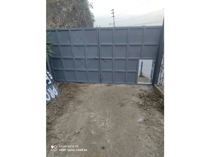 Se vende terreno c/ vista 9012m2 Km16 El Junquito 7104