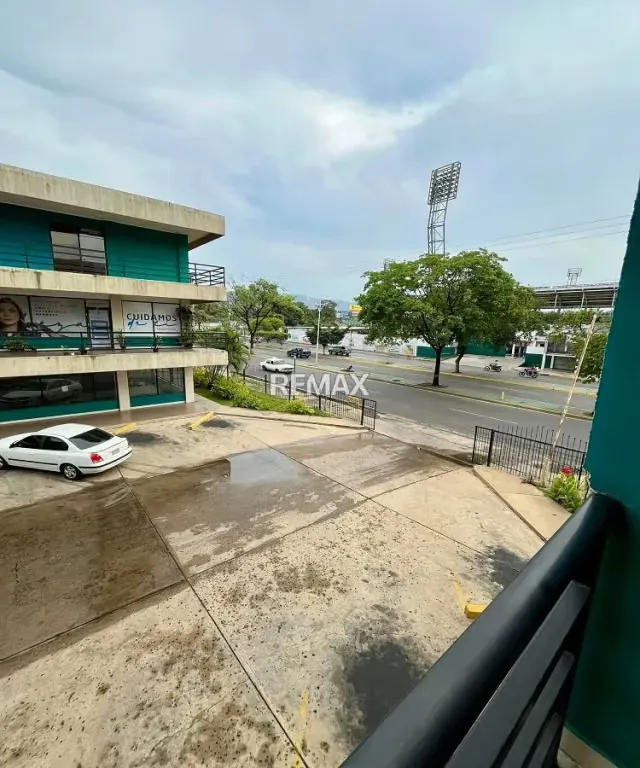 Amplio Local Comercial en Venta. CC NOVOCENTRO. PLC. - 13