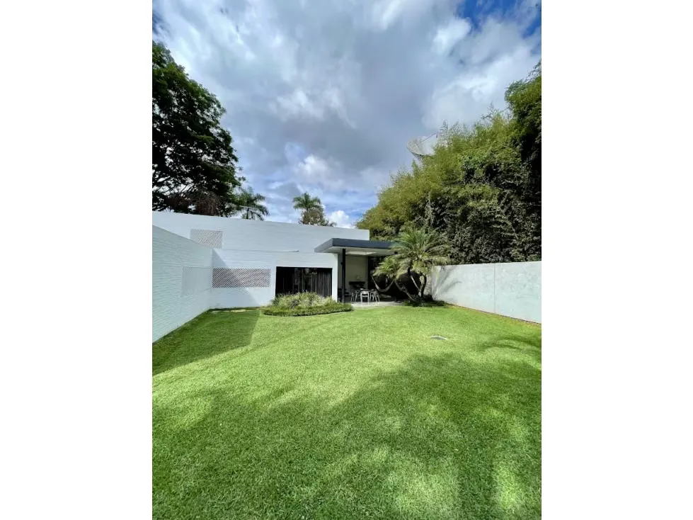 Vendo casa 650m2 Cerro Verde 8544 - 2