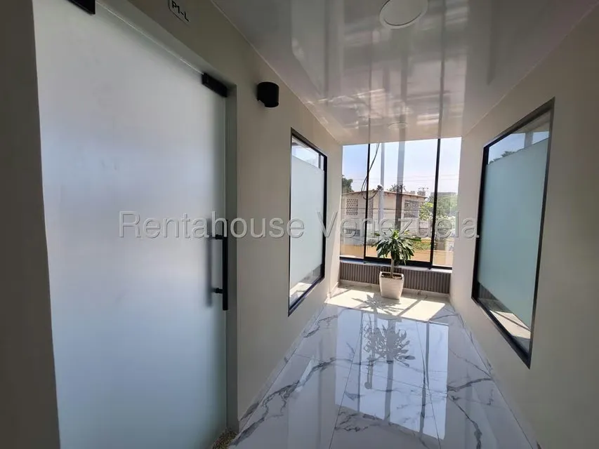 Local Comercial en Alquiler en El Morro I, Anzoategui - 12
