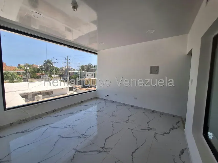 Local Comercial en Alquiler en El Morro I, Anzoategui - 10