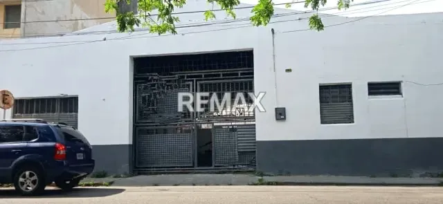 Galpon en Venta Carrera 22 entre Calles 18 y 19 Zona Centro - Barquisimeto