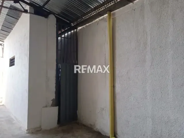 Galpon en Venta Carrera 22 entre Calles 18 y 19 Zona Centro - Barquisimeto - 2