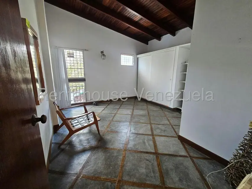 Casa (Colonial) en Venta en Baruta, Distrito Metropolitano - 17