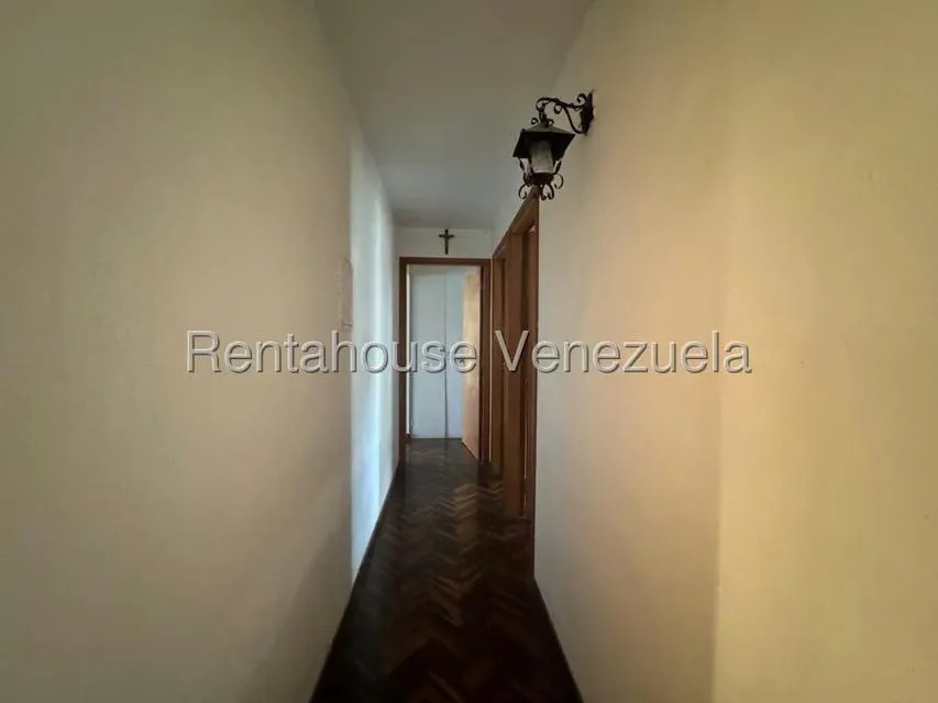 Apartamento (1 Nivel) en Venta en La Rosaleda, Miranda - 11