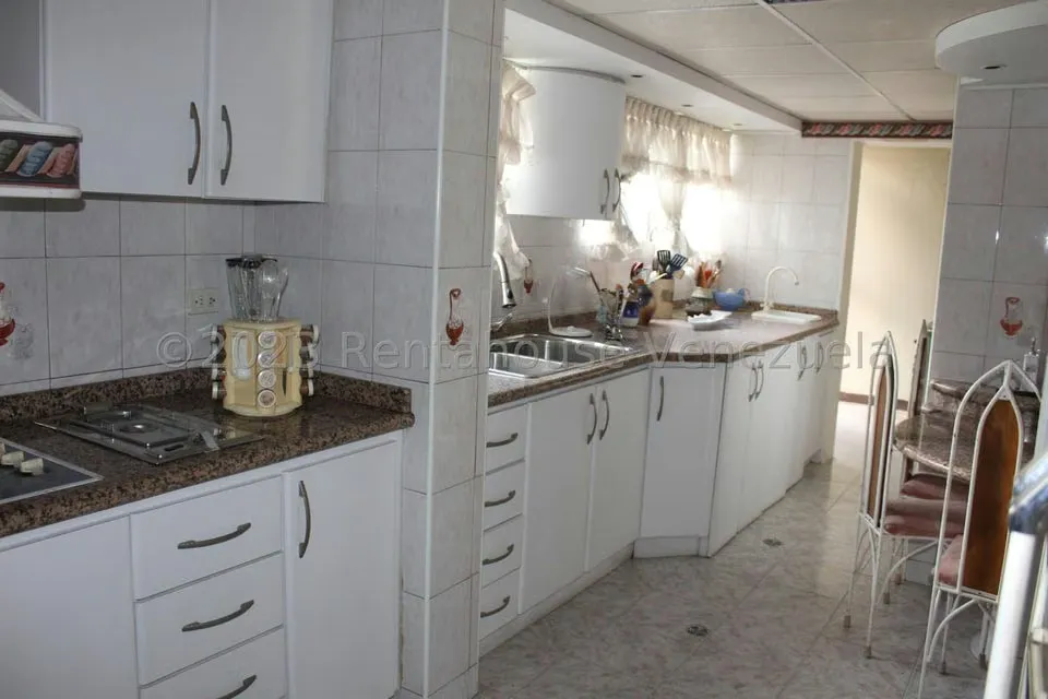 Apartamento (1 Nivel) en Venta en La Urbina, Distrito Metropolitano - 16
