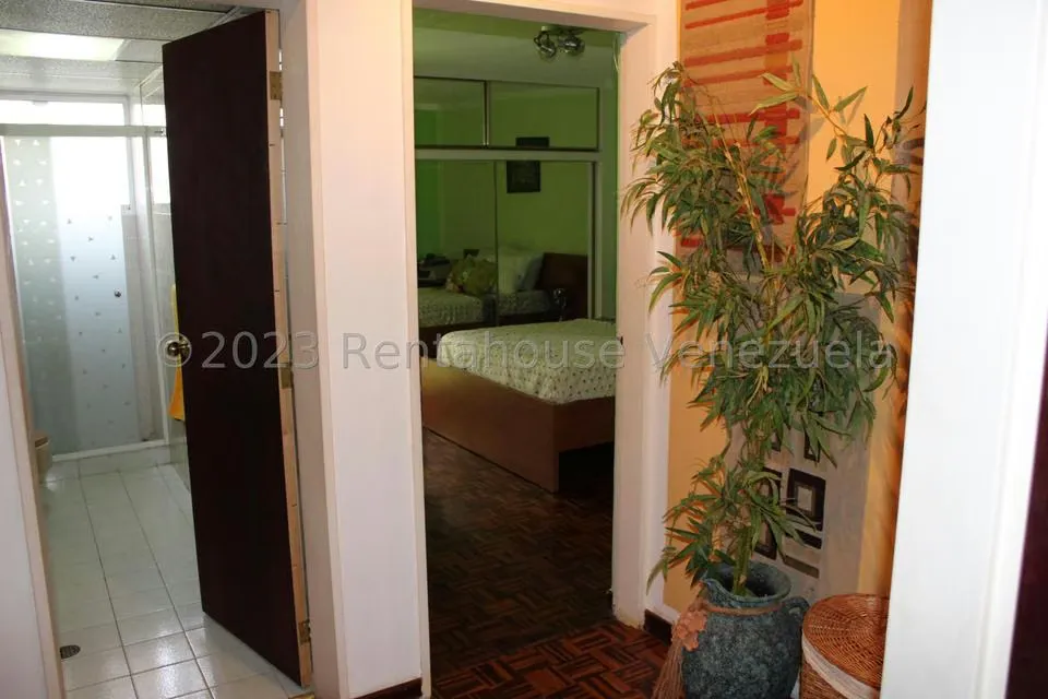Apartamento (1 Nivel) en Venta en La Urbina, Distrito Metropolitano - 17
