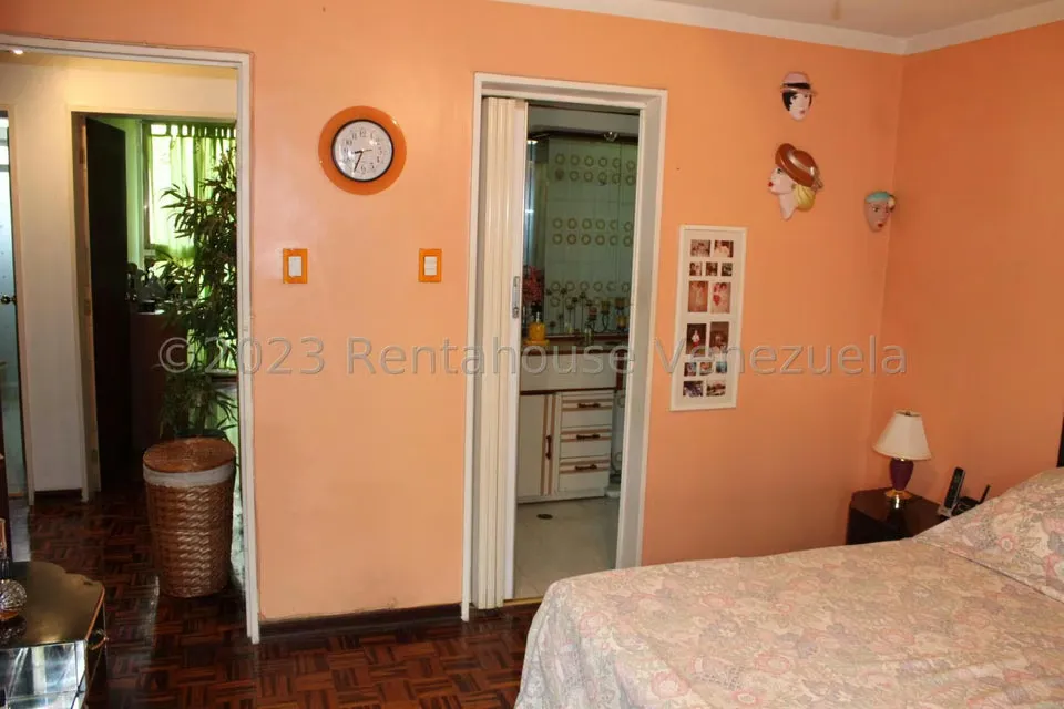 Apartamento (1 Nivel) en Venta en La Urbina, Distrito Metropolitano - 24