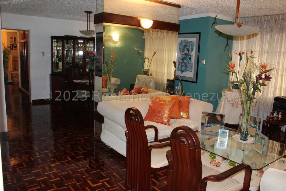 Apartamento (1 Nivel) en Venta en La Urbina, Distrito Metropolitano - 6