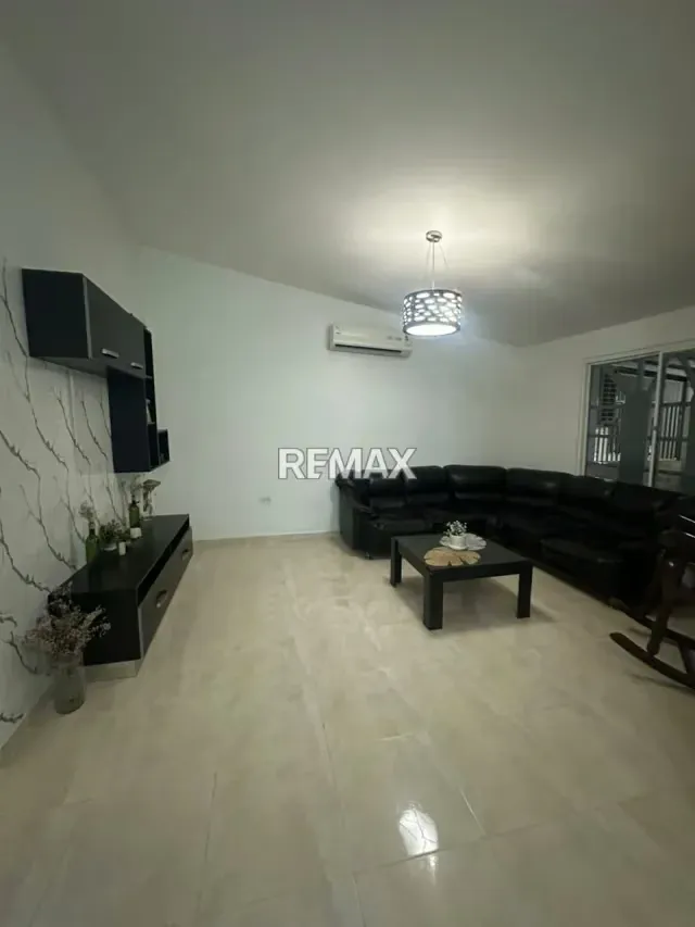 En venta hermosa casa comercial en la urb Villas Amanecer - 3