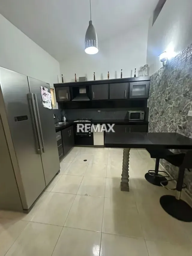 En venta hermosa casa comercial en la urb Villas Amanecer - 4