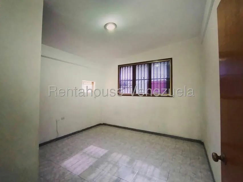Apartamento (1 Nivel) en Alquiler en El Limon, Aragua - 11