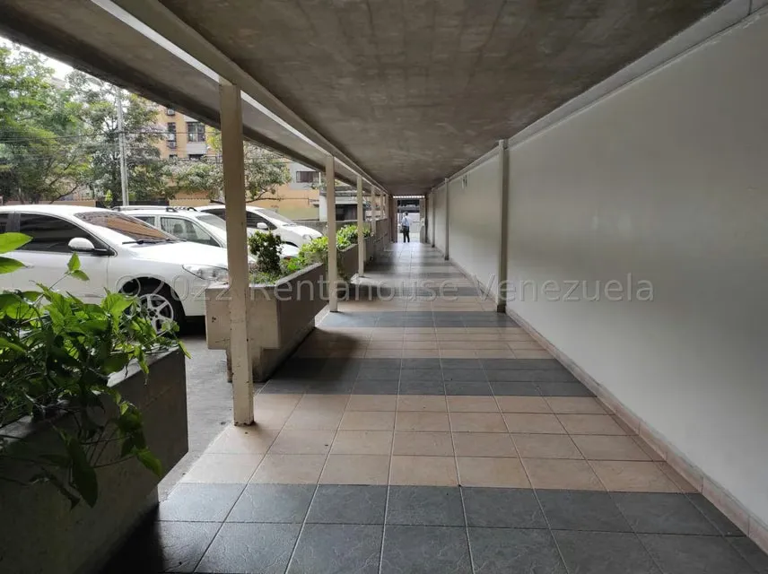 Oficina en Venta en Calicanto, Aragua - 2