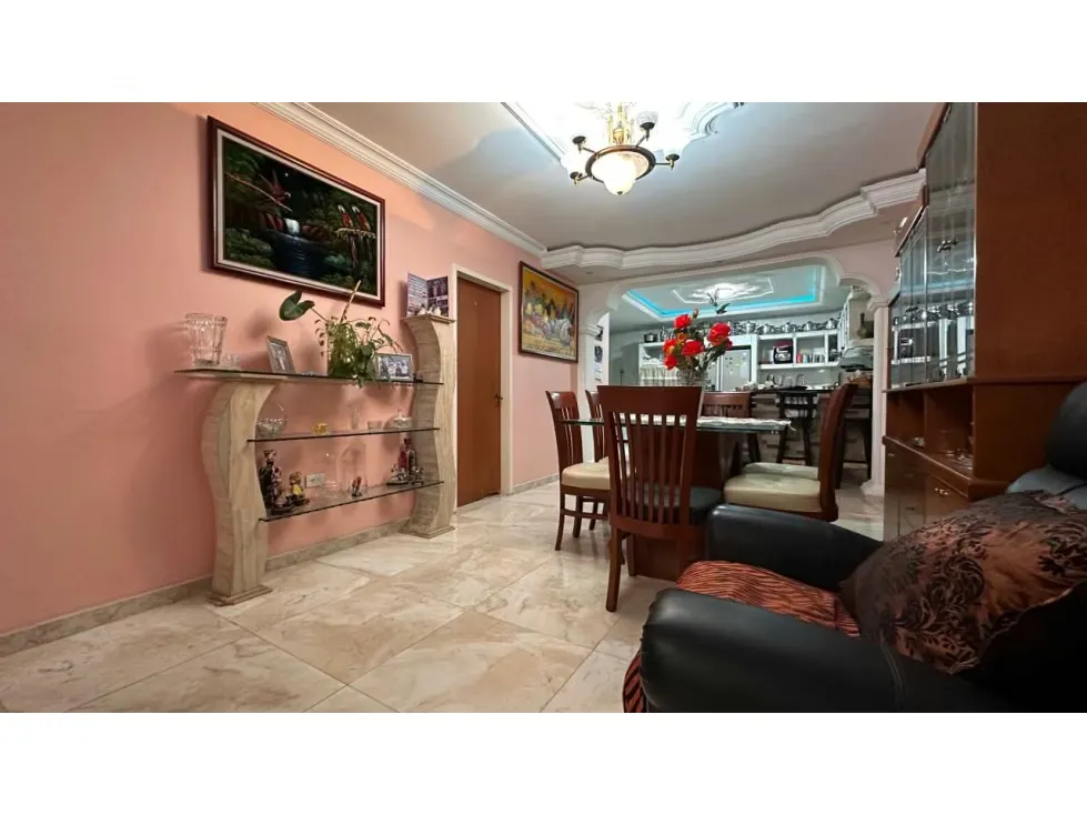 Venta de Edificio Comercial Residencial en Catia 763C 186T - 9