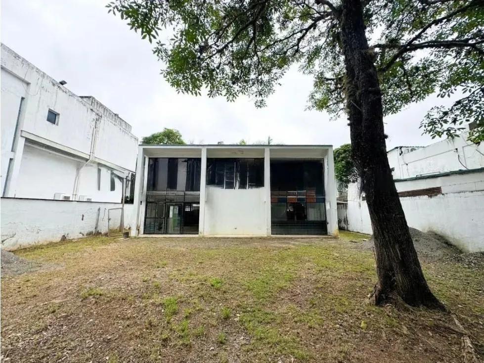 Vendo local/casa-comercial 364m2 Chuao 8531