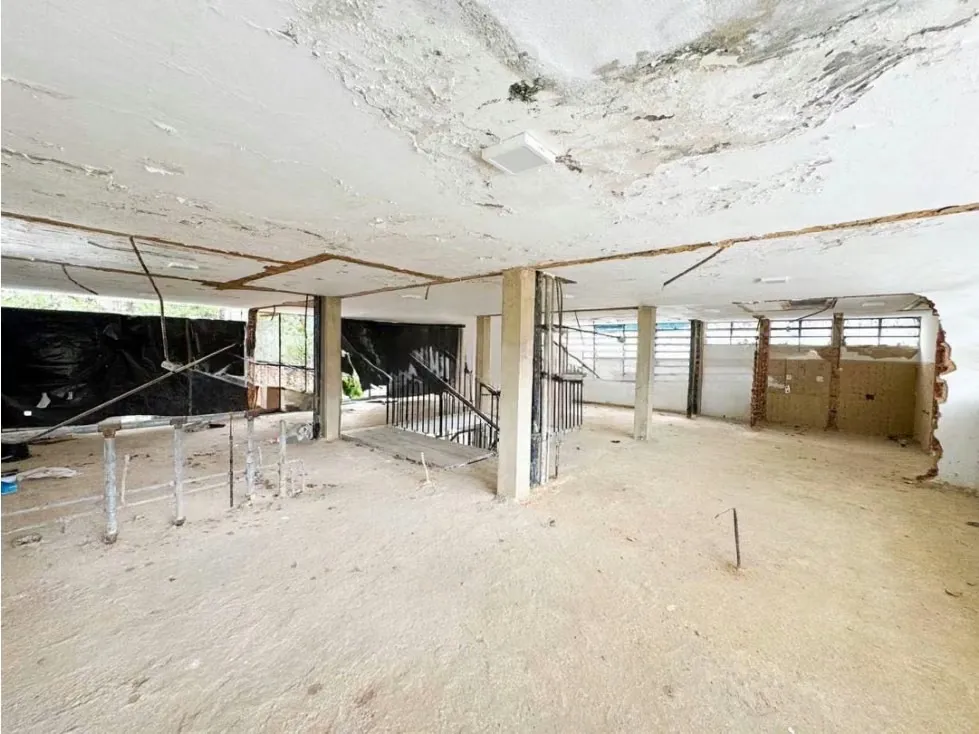 Vendo local/casa-comercial 364m2 Chuao 8531 - 13