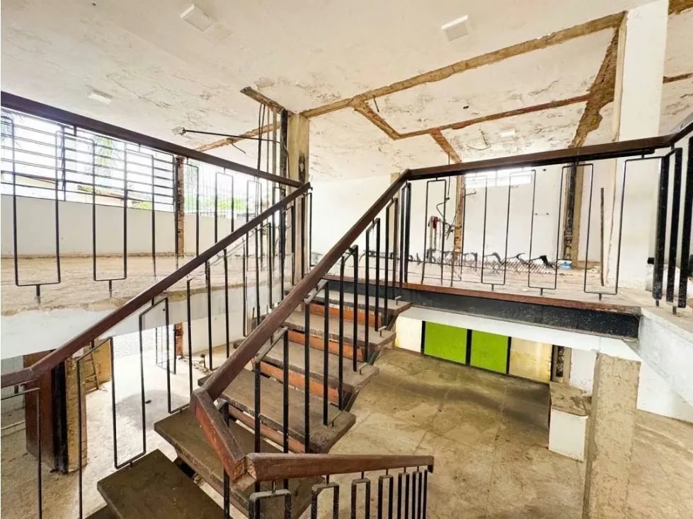 Vendo local/casa-comercial 364m2 Chuao 8531 - 15