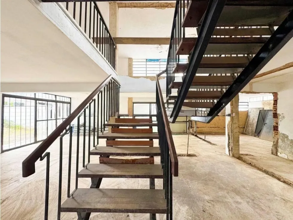 Vendo local/casa-comercial 364m2 Chuao 8531 - 16