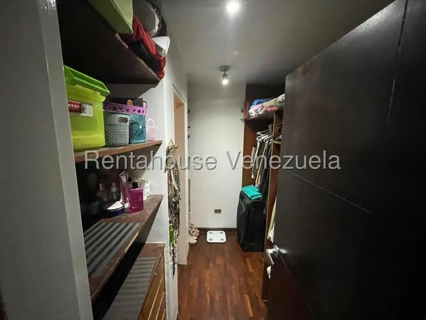Apartamento (1 Nivel) en Venta en La Tahona, Distrito Metropolitano - 11