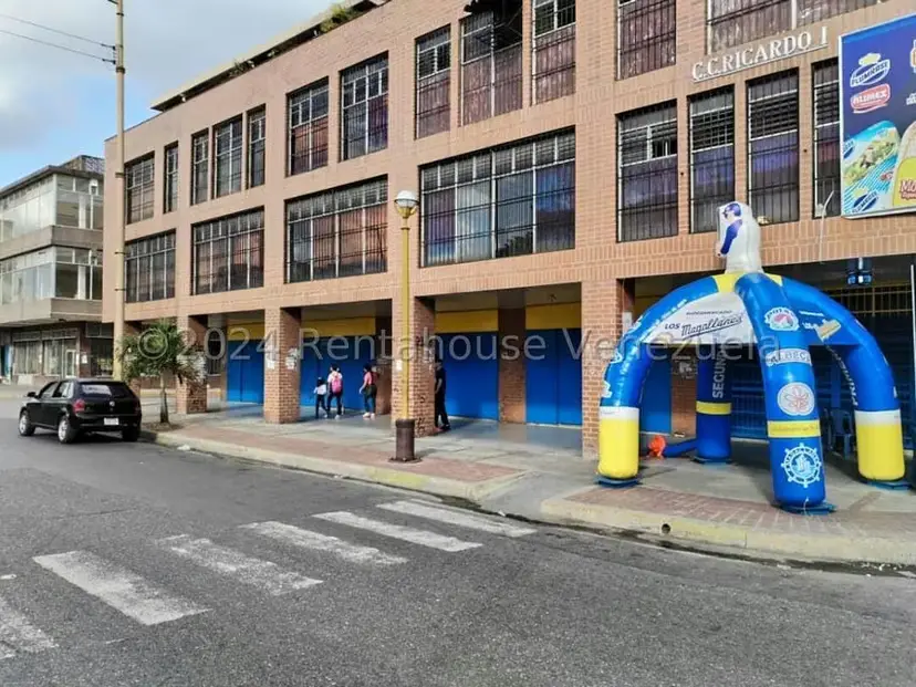 Edificio en Venta en Avenida Bolivar Sur, Carabobo