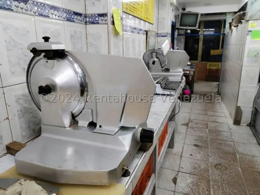 Edificio en Venta en Avenida Bolivar Sur, Carabobo - 19
