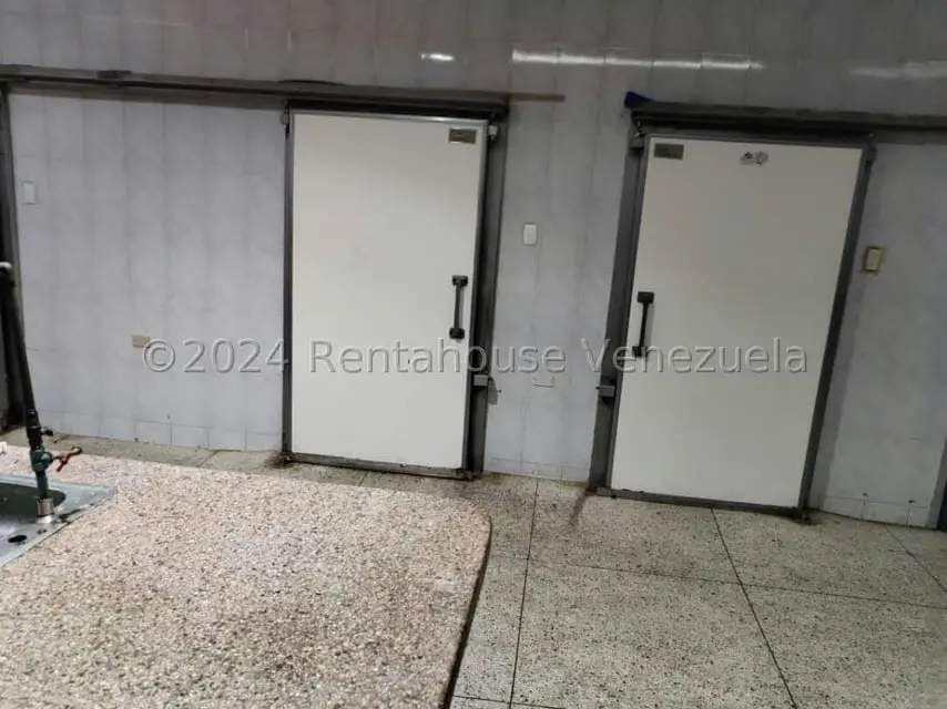Edificio en Venta en Avenida Bolivar Sur, Carabobo - 21