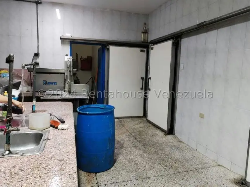 Edificio en Venta en Avenida Bolivar Sur, Carabobo - 22
