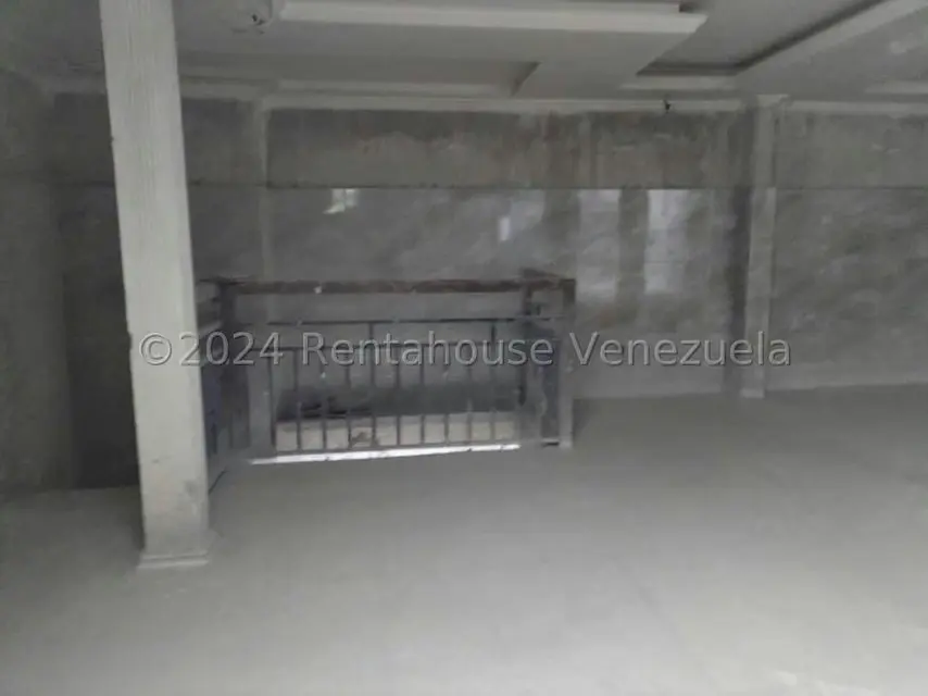 Edificio en Venta en Avenida Bolivar Sur, Carabobo - 36