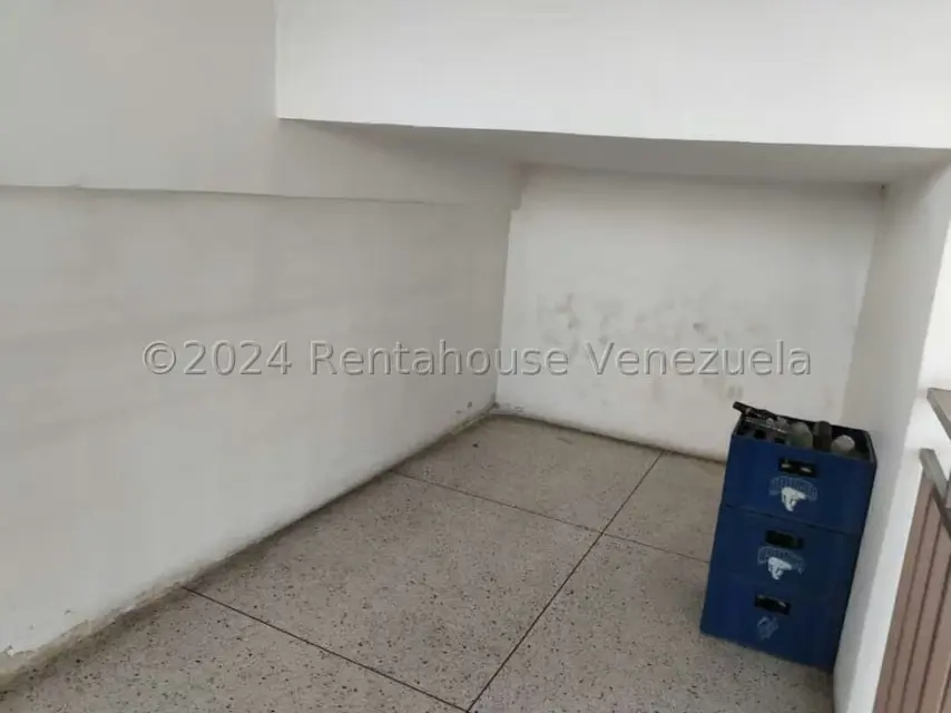 Edificio en Venta en Avenida Bolivar Sur, Carabobo - 68
