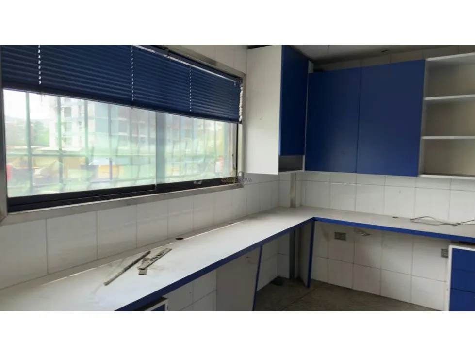 En Venta Edificio Comercial en Petare Av Francisco de Miranda - 18