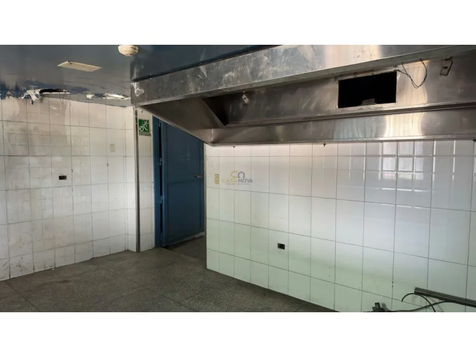 En Venta Edificio Comercial en Petare Av Francisco de Miranda - 21
